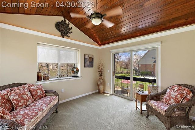 22844 Indianwood Drive, South Lyon, MI 48178