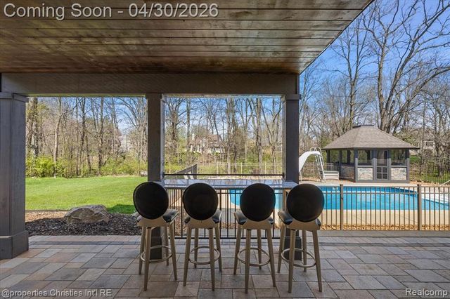 22844 Indianwood Drive, South Lyon, MI 48178