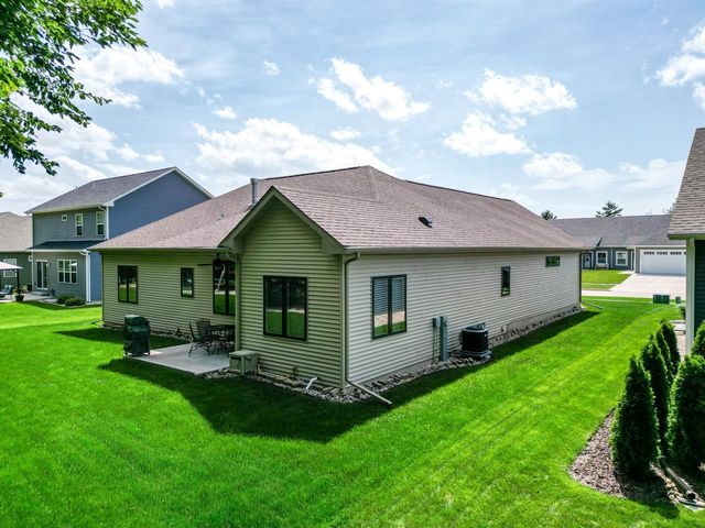 3904 Tanglewood Place, Janesville, WI 53546