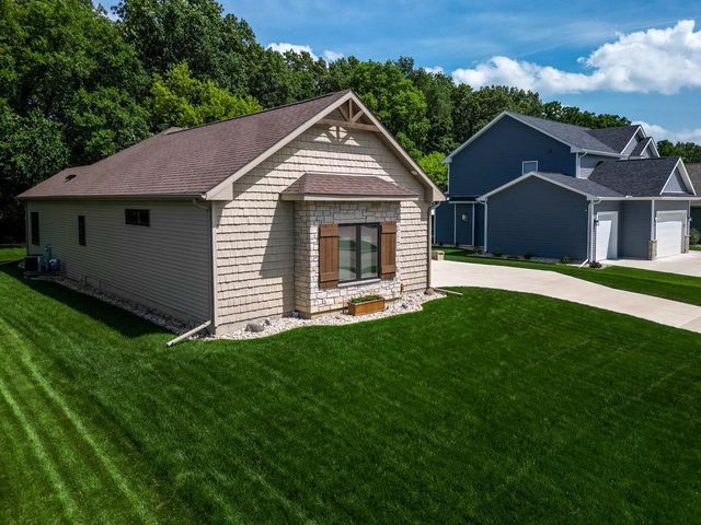 3904 Tanglewood Place, Janesville, WI 53546