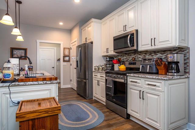 3904 Tanglewood Place, Janesville, WI 53546