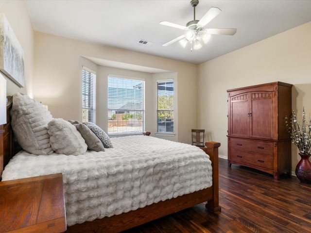 5365 Royal Lytham Road, Fort Worth, TX 76244