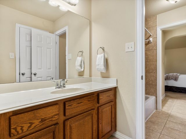 5365 Royal Lytham Road, Fort Worth, TX 76244