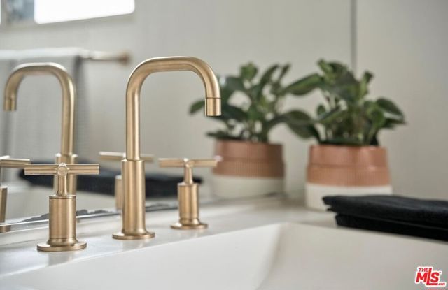 180 Hermosillo Road, Santa Barbara, CA 93108