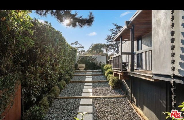 180 Hermosillo Road, Santa Barbara, CA 93108