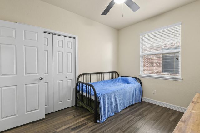 8319 Sweet Bay Circle S, Baytown, TX 77523