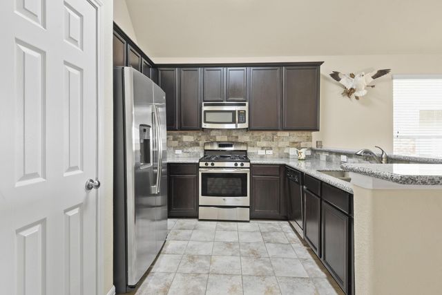 8319 Sweet Bay Circle S, Baytown, TX 77523