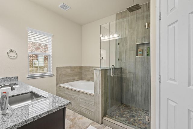 8319 Sweet Bay Circle S, Baytown, TX 77523