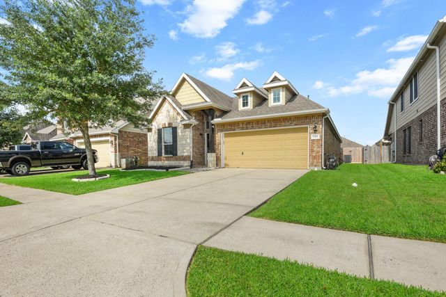 8319 Sweet Bay Circle S, Baytown, TX 77523