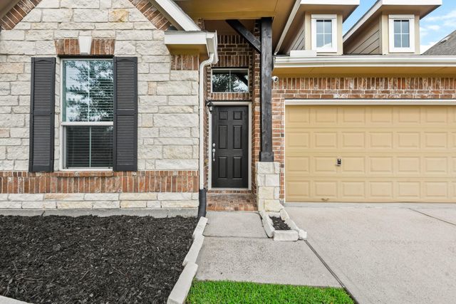 8319 Sweet Bay Circle S, Baytown, TX 77523
