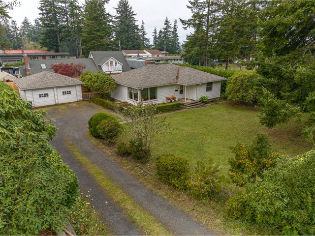 2375 N 14TH St, Coos Bay, OR 97420