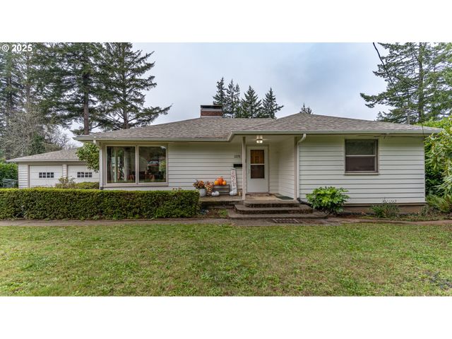 2375 N 14TH St, Coos Bay, OR 97420