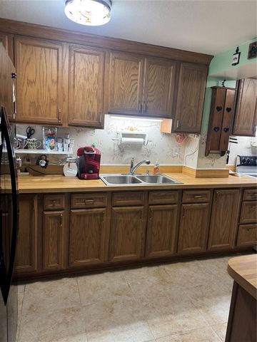 17645 NE 61ST STREET ROAD, Silver Springs, FL 34488