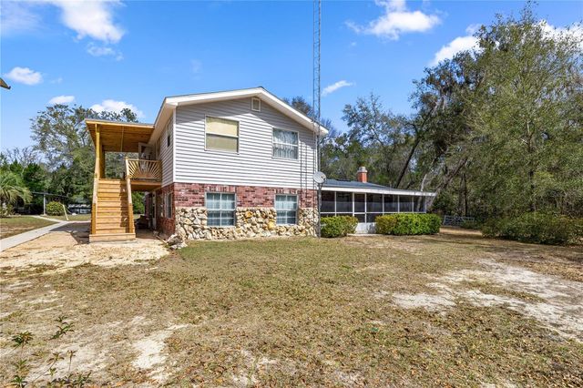 17645 NE 61ST STREET ROAD, Silver Springs, FL 34488