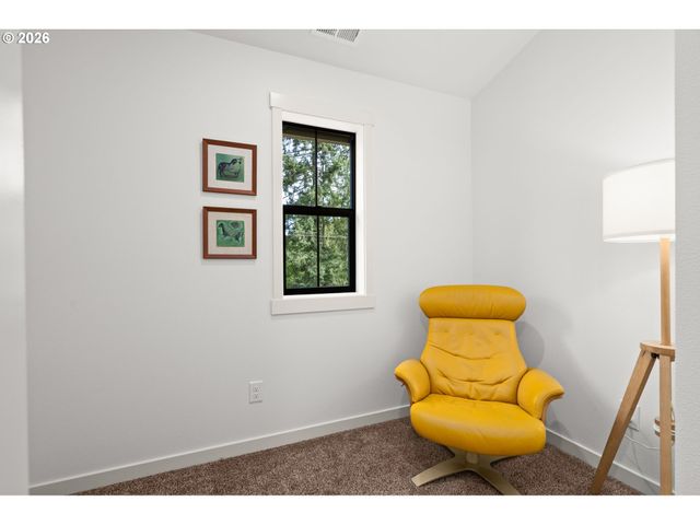 3797 Sw Iowa St, Portland, OR 97221
