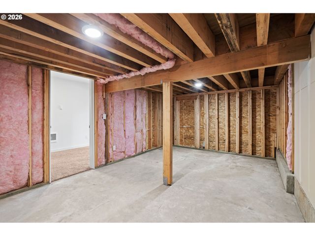 3797 Sw Iowa St, Portland, OR 97221