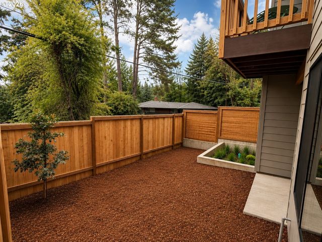 3797 Sw Iowa St, Portland, OR 97221