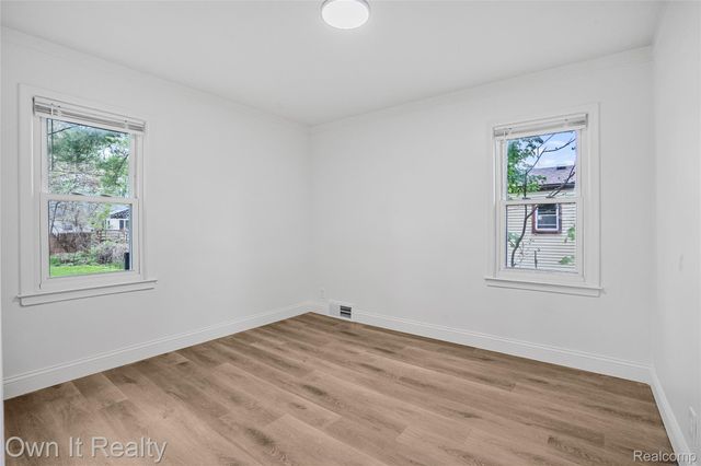 15961 Macarthur, Redford Charter Township, MI 48239