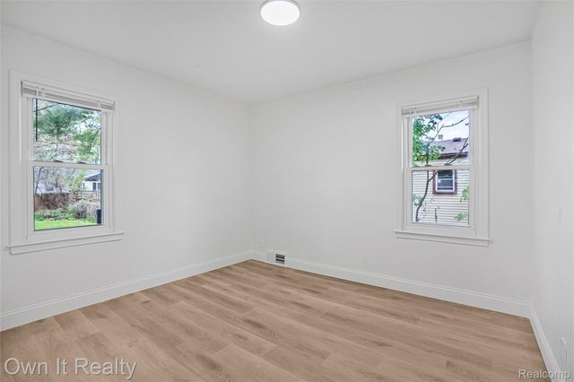 15961 Macarthur, Redford Charter Township, MI 48239