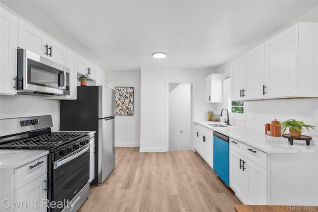 15961 Macarthur, Redford Charter Township, MI 48239