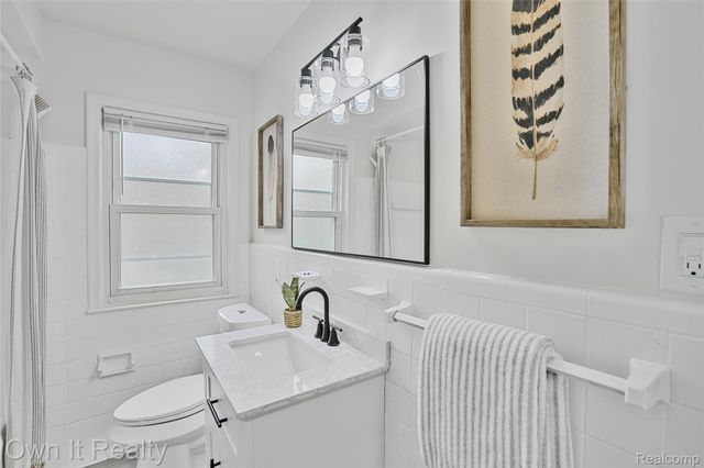 15961 Macarthur, Redford Charter Township, MI 48239