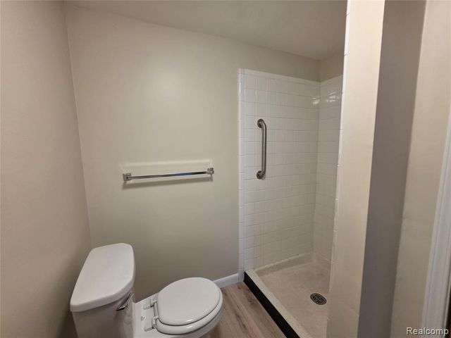 30795 Shiawassee Road A-7, Farmington, MI 48336