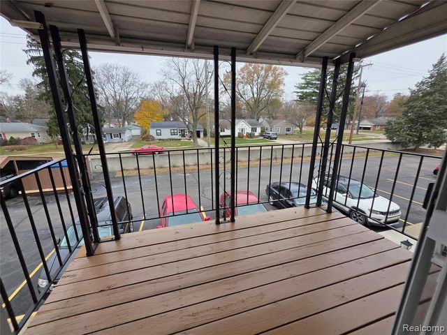 30795 Shiawassee Road A-7, Farmington, MI 48336