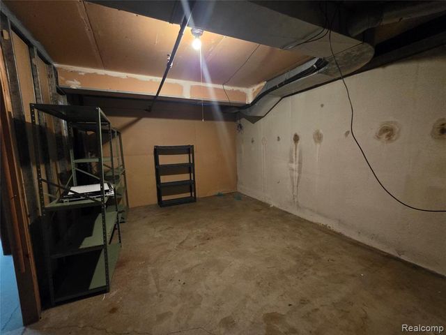 30795 Shiawassee Road A-7, Farmington, MI 48336