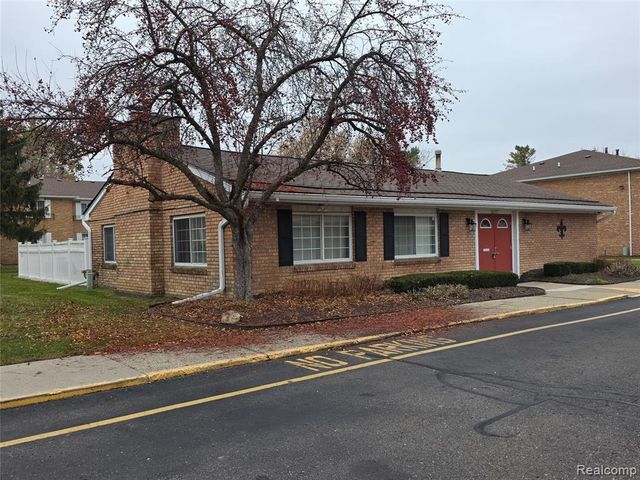 30795 Shiawassee Road A-7, Farmington, MI 48336