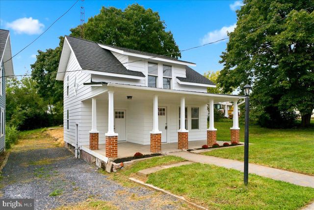 1117 WASHINGTON AVE, Martinsburg, WV 25401