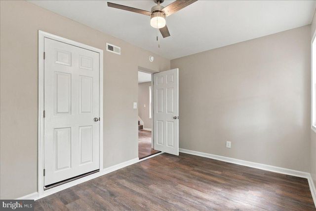1117 WASHINGTON AVE, Martinsburg, WV 25401