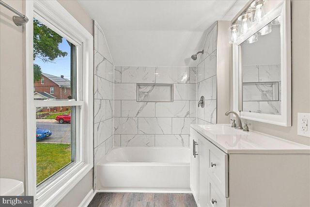 1117 WASHINGTON AVE, Martinsburg, WV 25401
