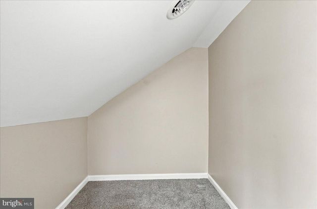 1117 WASHINGTON AVE, Martinsburg, WV 25401