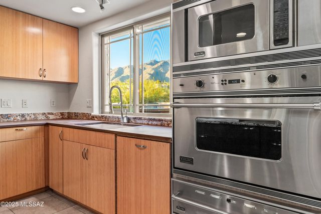 5626 N Vía Salerosa, Tucson, AZ 85750