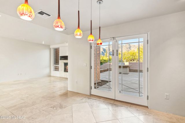 5626 N Vía Salerosa, Tucson, AZ 85750