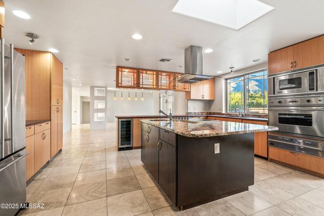 5626 N Vía Salerosa, Tucson, AZ 85750