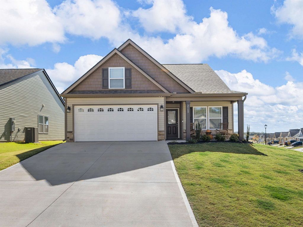 2160 Davenport Court, Moore, SC 29369