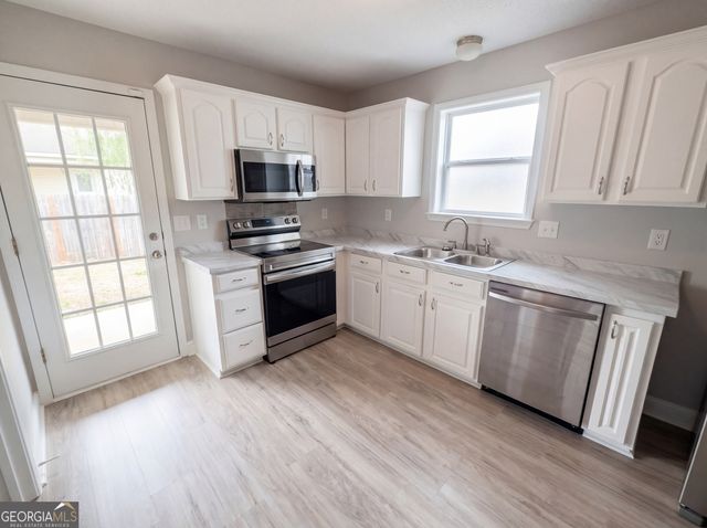 102 Greenspan Way, Byron, GA 31008