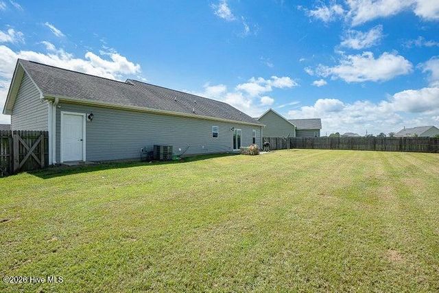 107 Kenison Way, Pikeville, NC 27863