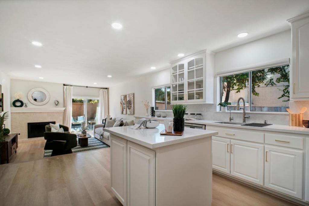Image 20 of property listing at 5550 Black Avenue, Pleasanton, CA 94566