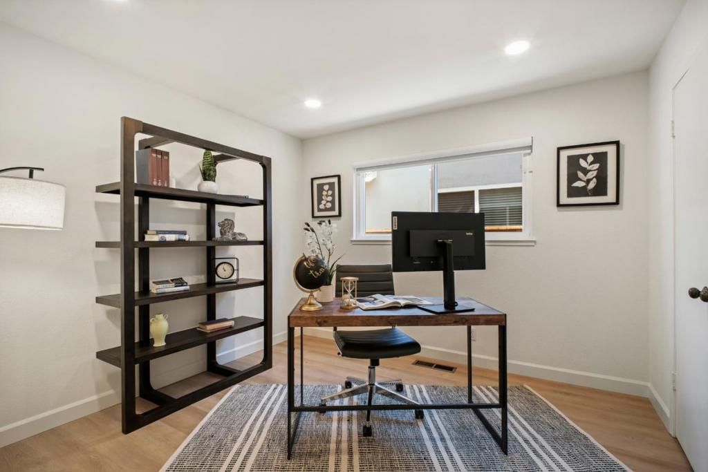 Image 26 of property listing at 5550 Black Avenue, Pleasanton, CA 94566