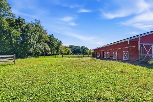 2785 Pearson Road, Milford, MI 48380