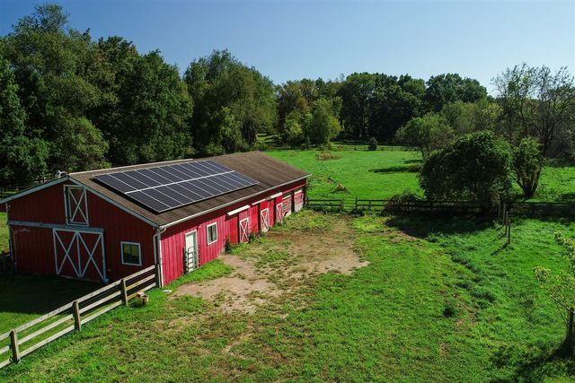 2785 Pearson Road, Milford, MI 48380