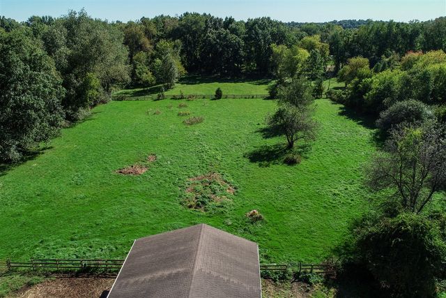 2785 Pearson Road, Milford, MI 48380