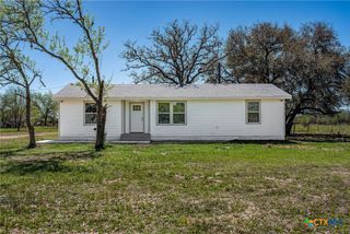 817 Mcadams Road, Goliad, TX 77963