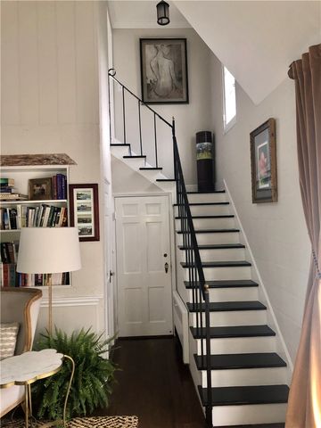 9 Red Cross Terrace, Newport, RI 02840