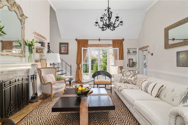 9 Red Cross Terrace, Newport, RI 02840