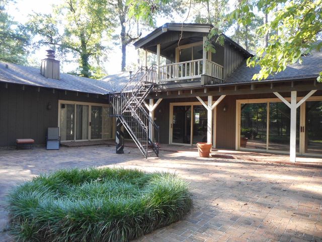 900 Machen Drive, Springhill, LA 71075