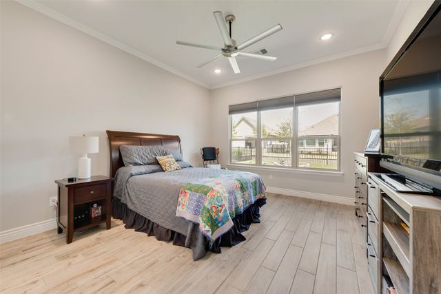 12524 Pepperidge Avenue, Denton, TX 76207