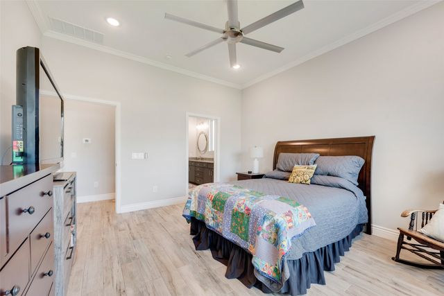 12524 Pepperidge Avenue, Denton, TX 76207